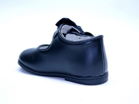 Zapato niña piel azul marino.