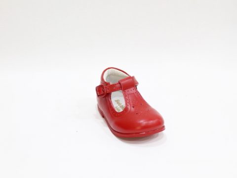 Pepito niño en piel rojo.