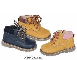 Bota niños similar Panama Jack invierno.