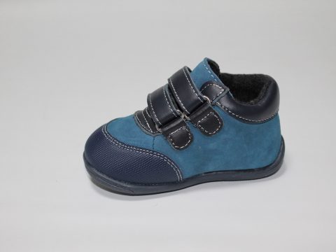 Zapatos primeros pasos niño